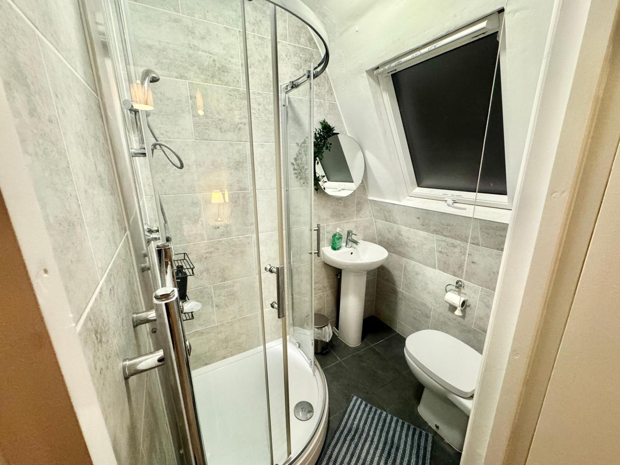 Modern En-Suite Rooms By Finsbury Park Station 8 Mins To King'S Cross By Tube 伦敦 外观 照片