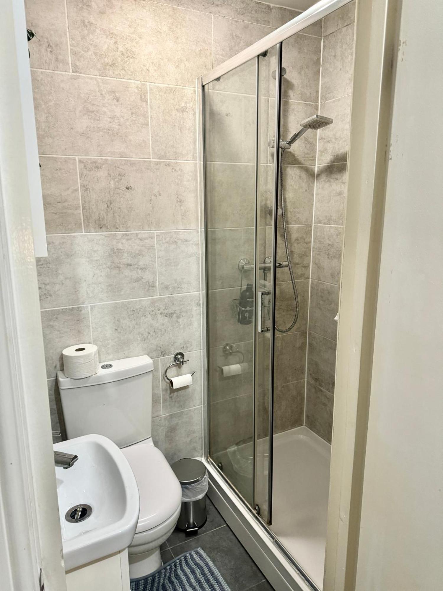 Modern En-Suite Rooms By Finsbury Park Station 8 Mins To King'S Cross By Tube 伦敦 外观 照片